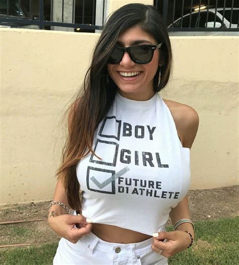 mia khalifa de lingerie|Mia Khalifa Lingerie Porn Pics & Naked Photos